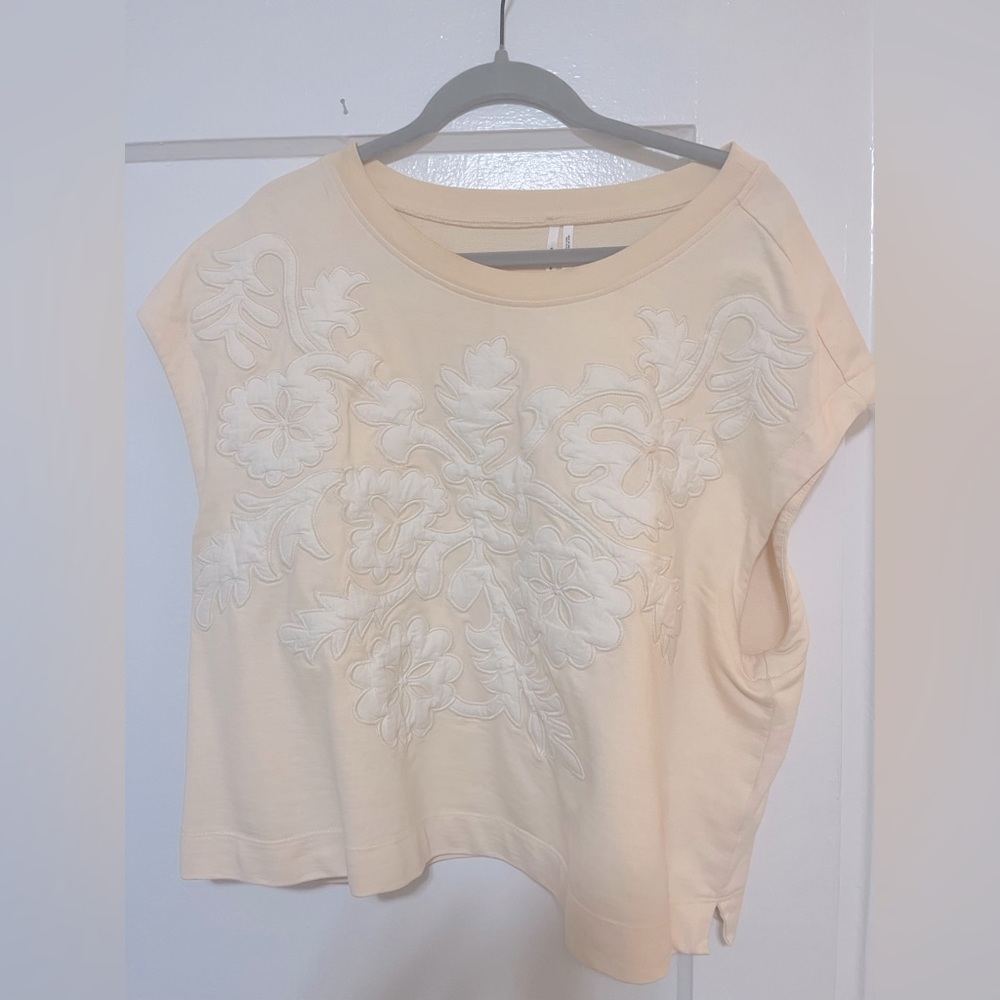 By Anthropologie Embroidered Sweatshirt Top